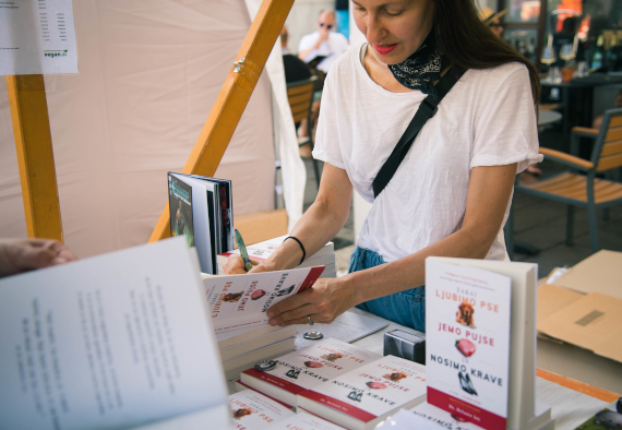 570 Why We Love Dogs, Eat Pigs, and Wear Cows - Slovenian translation released @ Vegafest 2023 [Photo - Danijel Sušnik].jpg